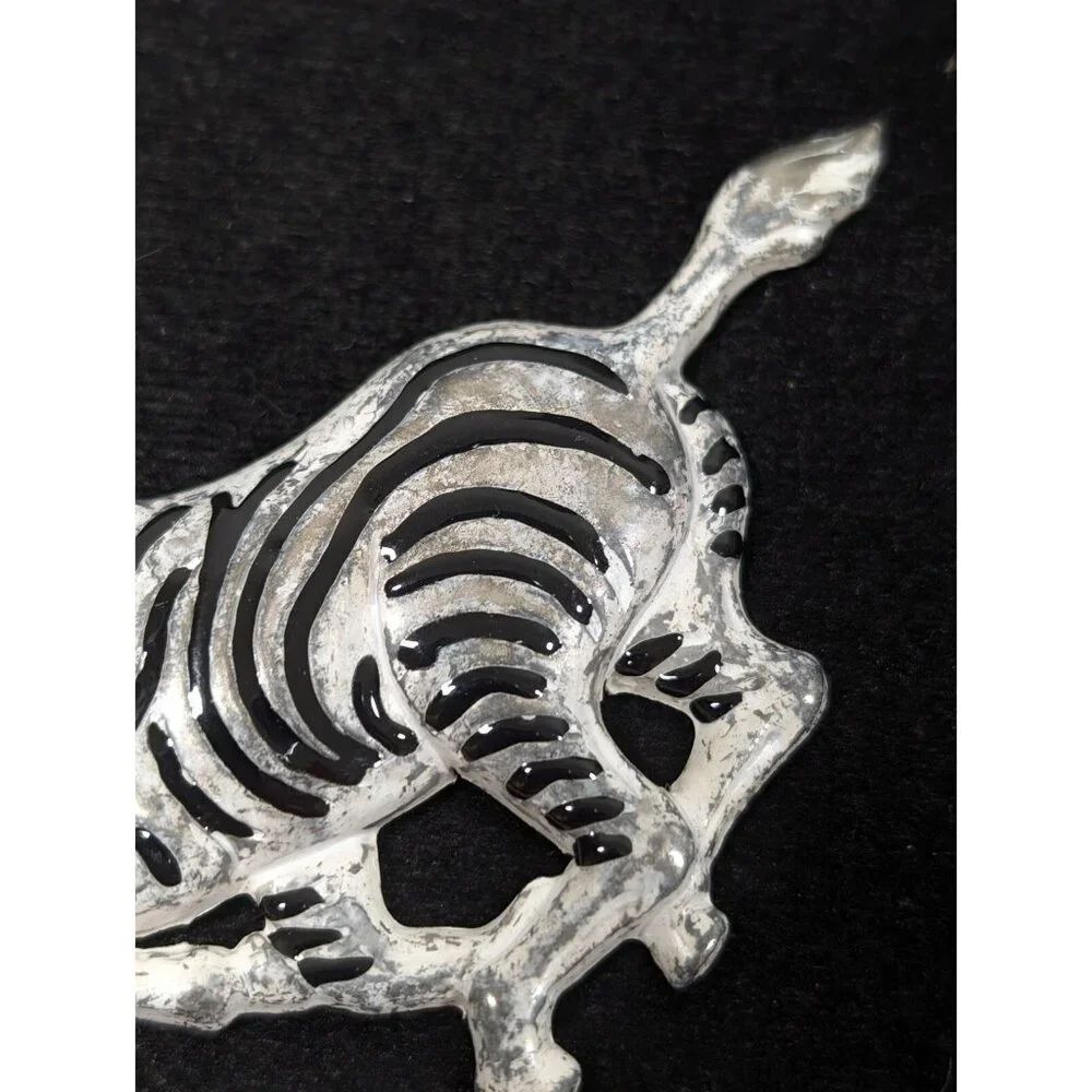 Vintage Zebra Metal Pin Brooch Black Stripe‎ Enamel Tribal